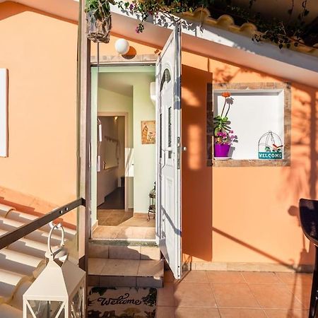 קלמאטה Bougainvillea House 2 מראה חיצוני תמונה